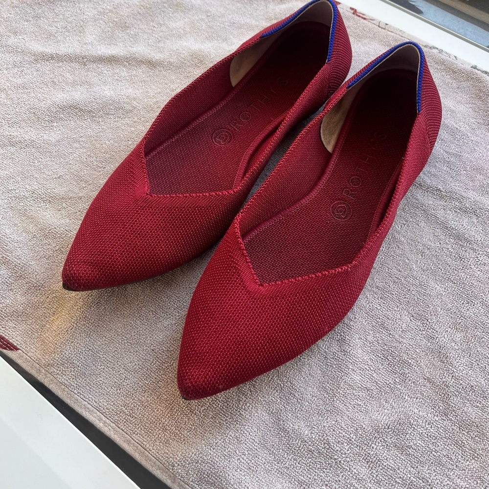 Rothy’s The Point Flat Red 10.5